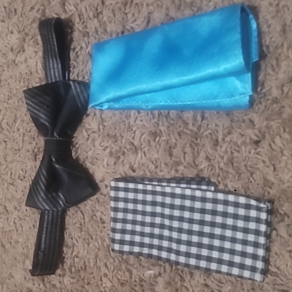 John Sparks BowTie  👔 with 2 pocket squares